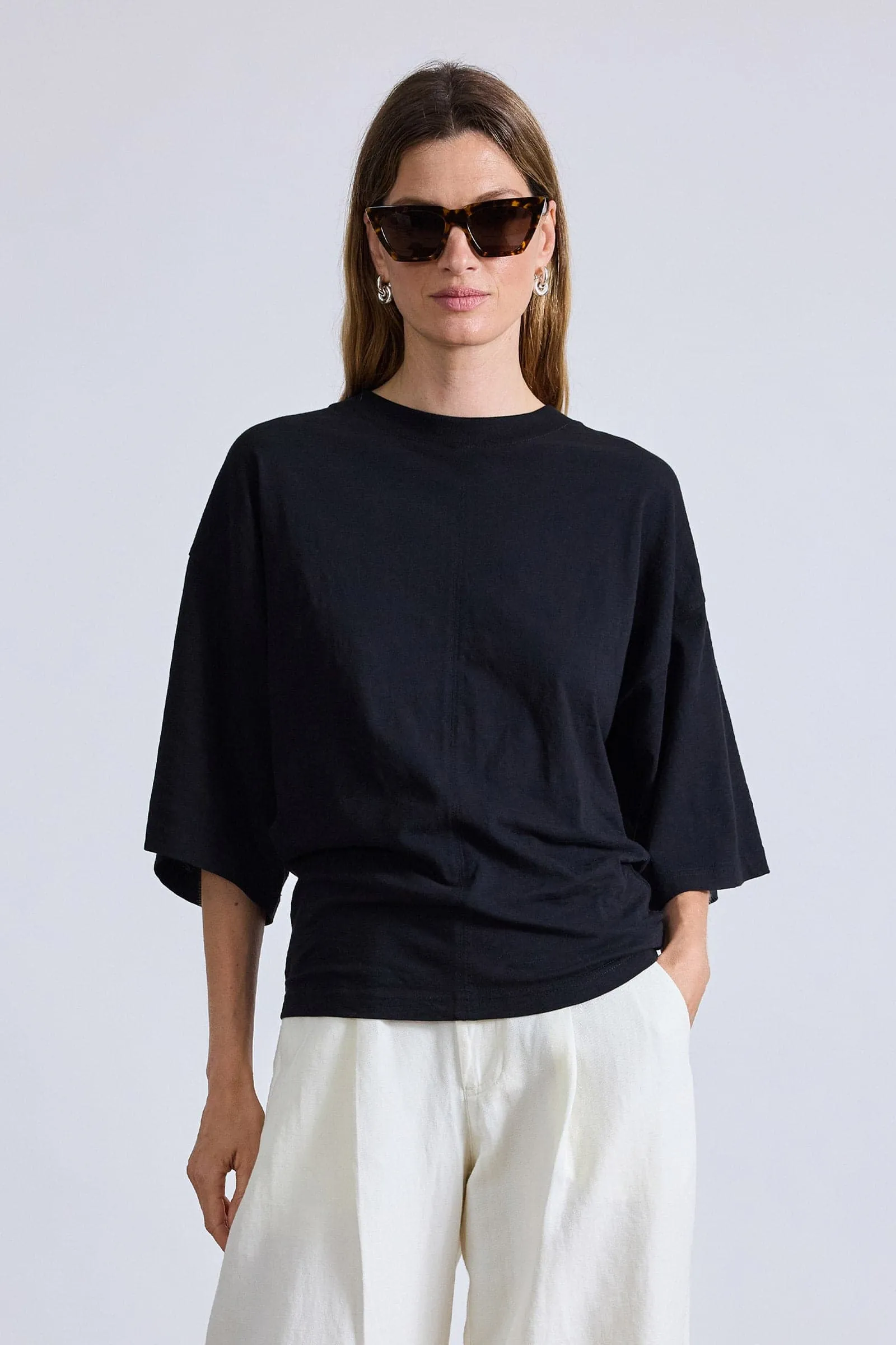 Ari Cool Tee