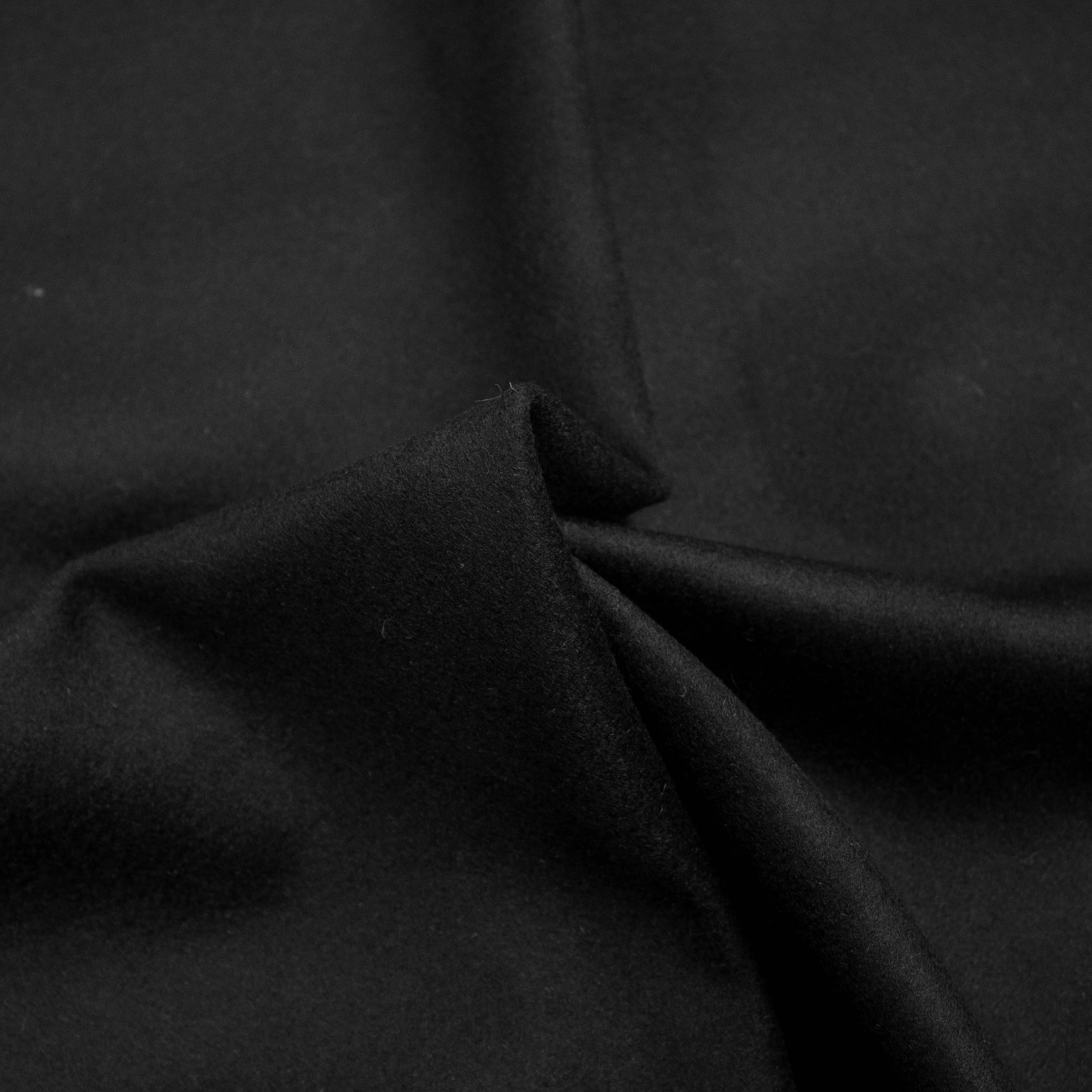 Carius Black Virgin Wool Blend