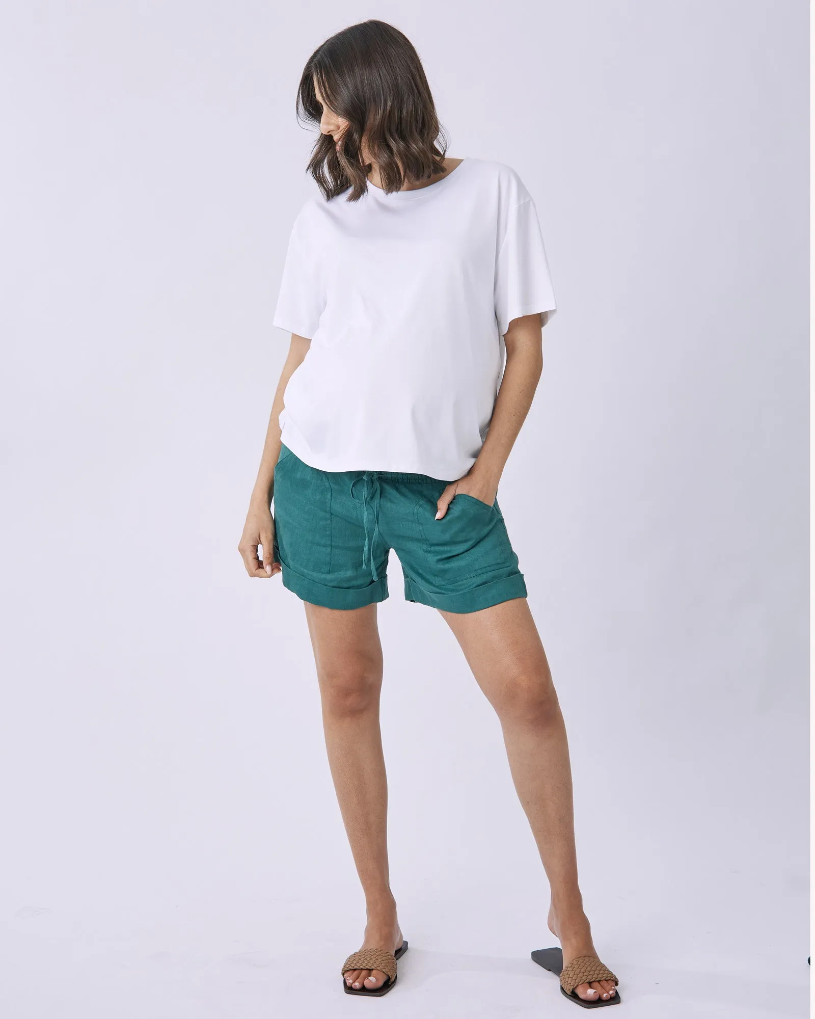 Maternity Linen Shorts In Vibrant Green