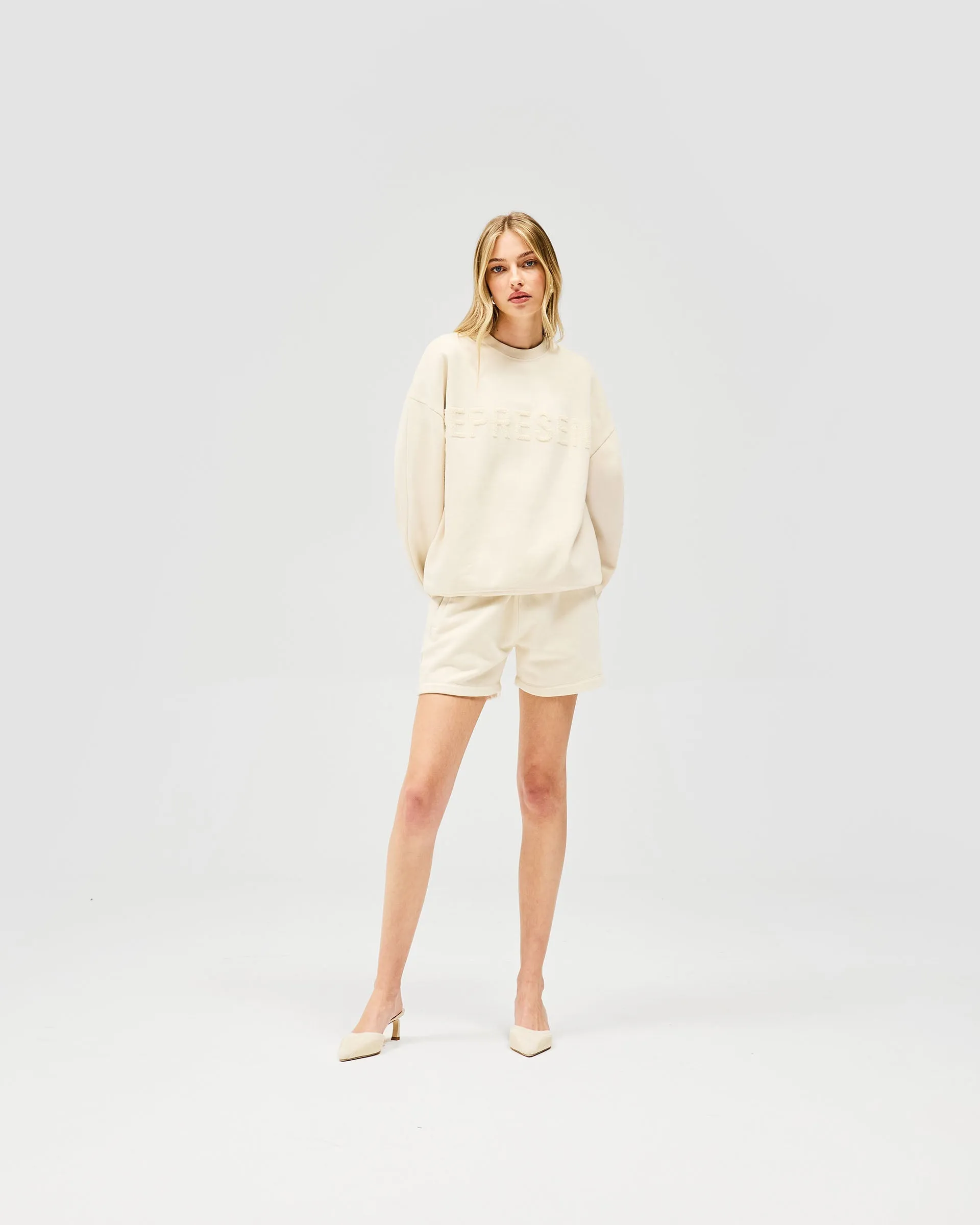 Owners Club Short - Oat Milk