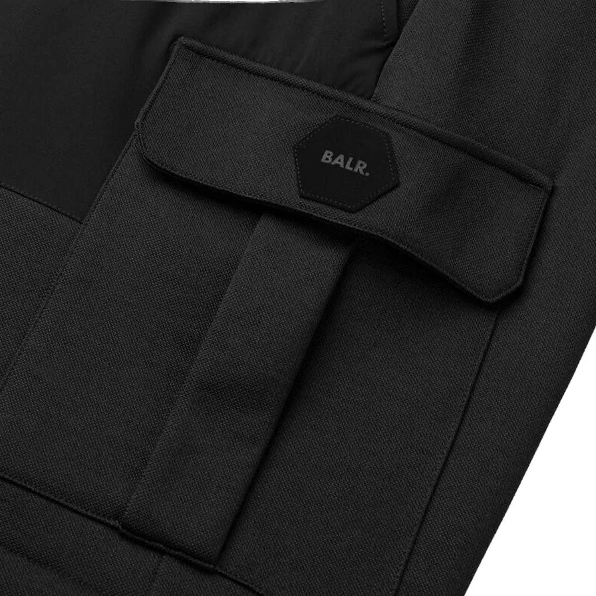 Q  Regular Fit Cargo Shorts Jet Black