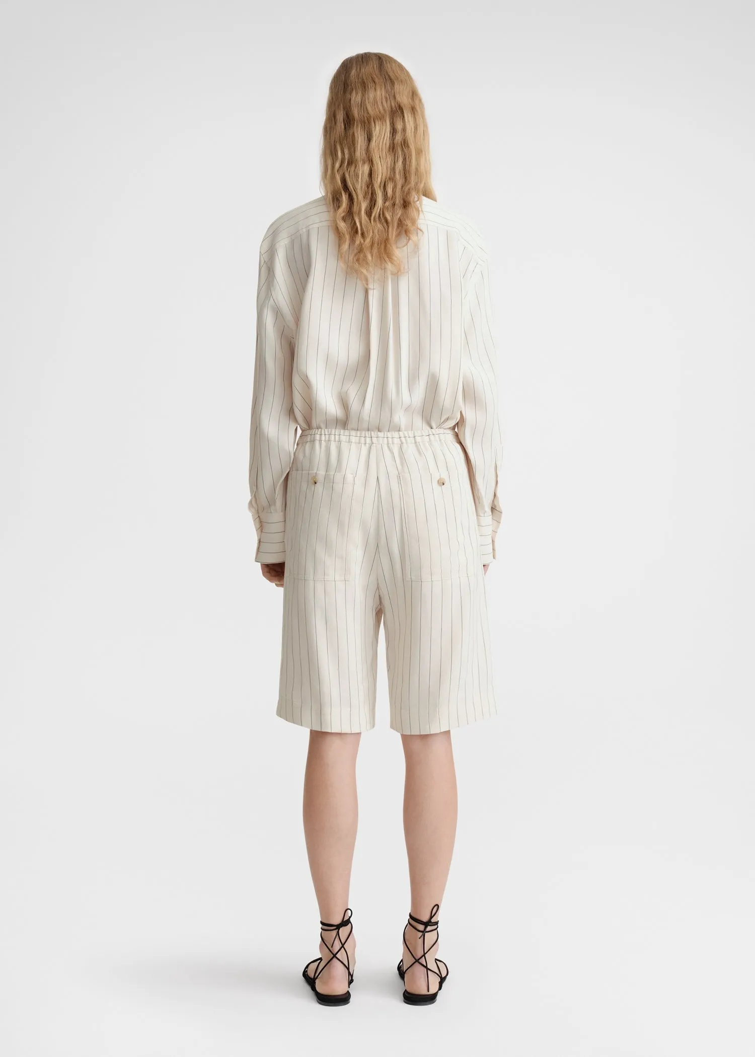 Relaxed pinstripe shorts ecru/black