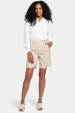 Relaxed Shorts  In Stretch Linen | Feather