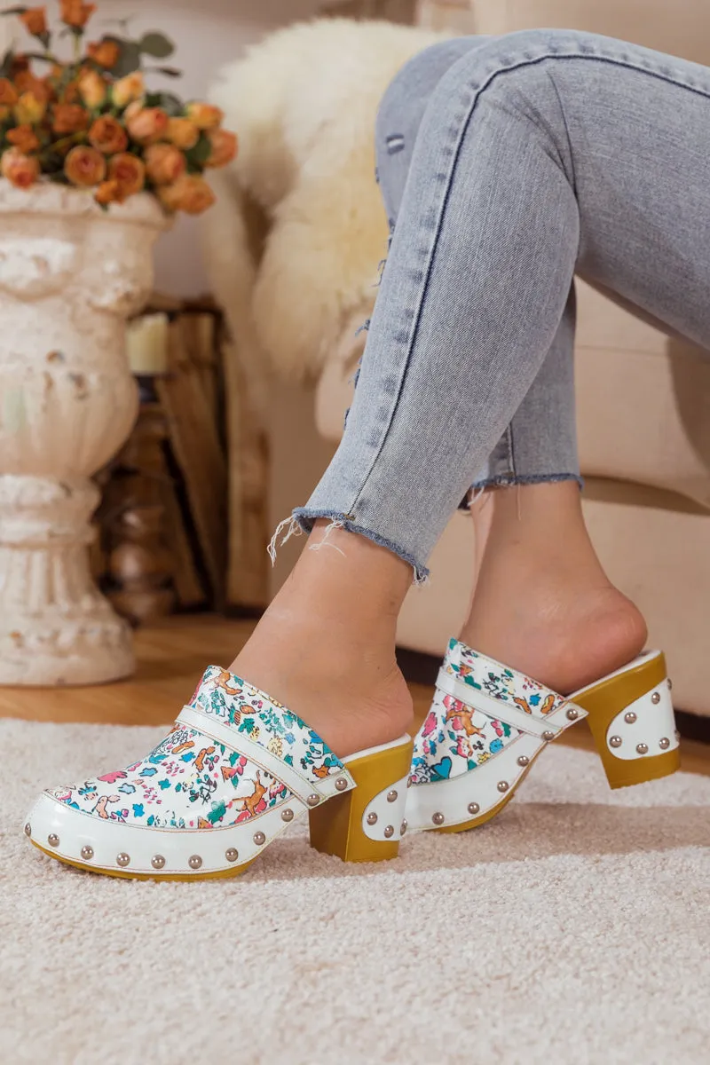 SOFFIA | GRAFFITI FLORAL PATTERNED LEATHER CLOG WHITE