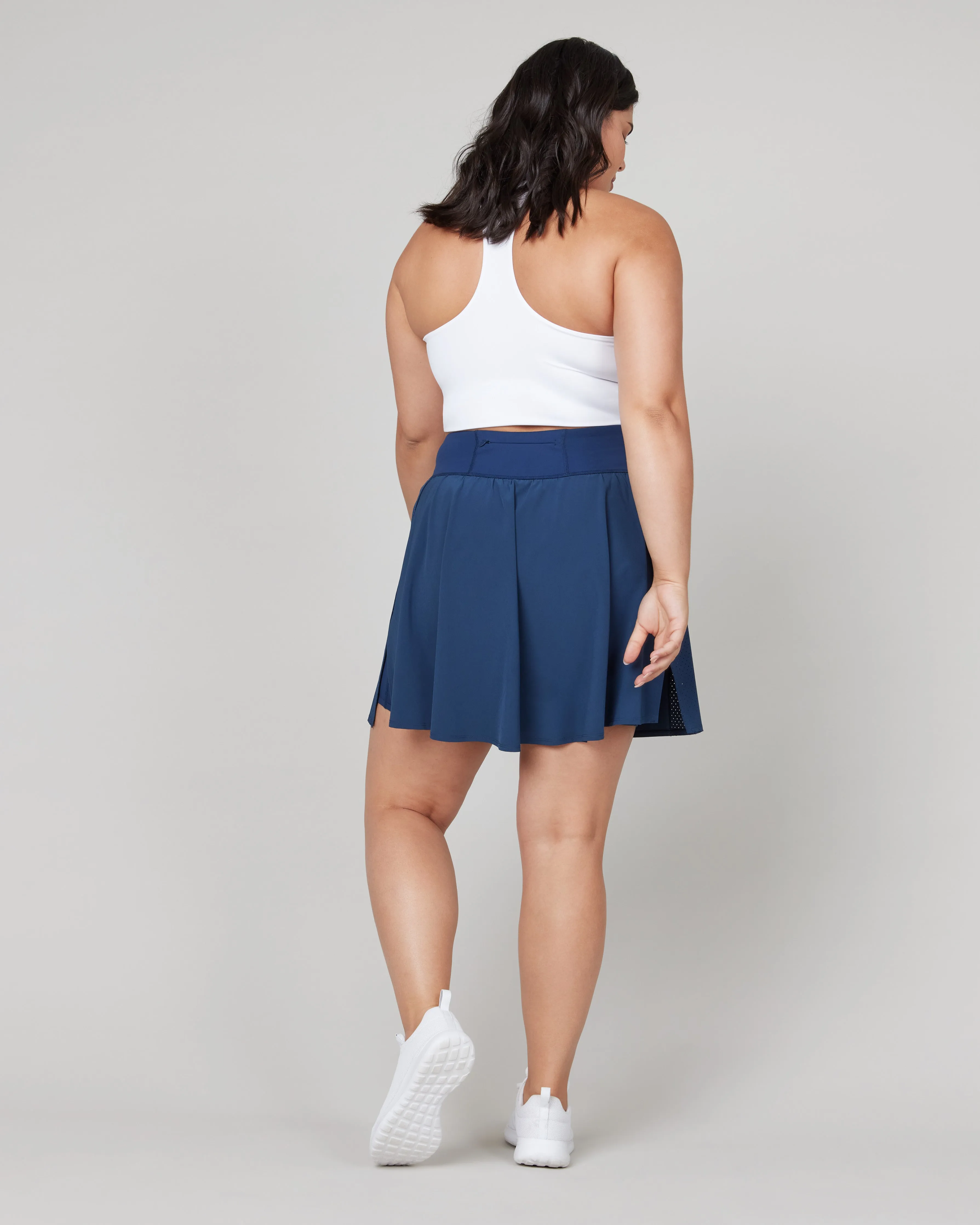 SPANXshape™ Get Moving 17" Skort