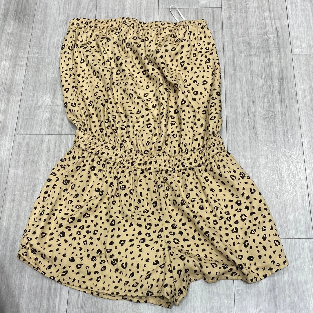 Sundays Best Romper Size Small