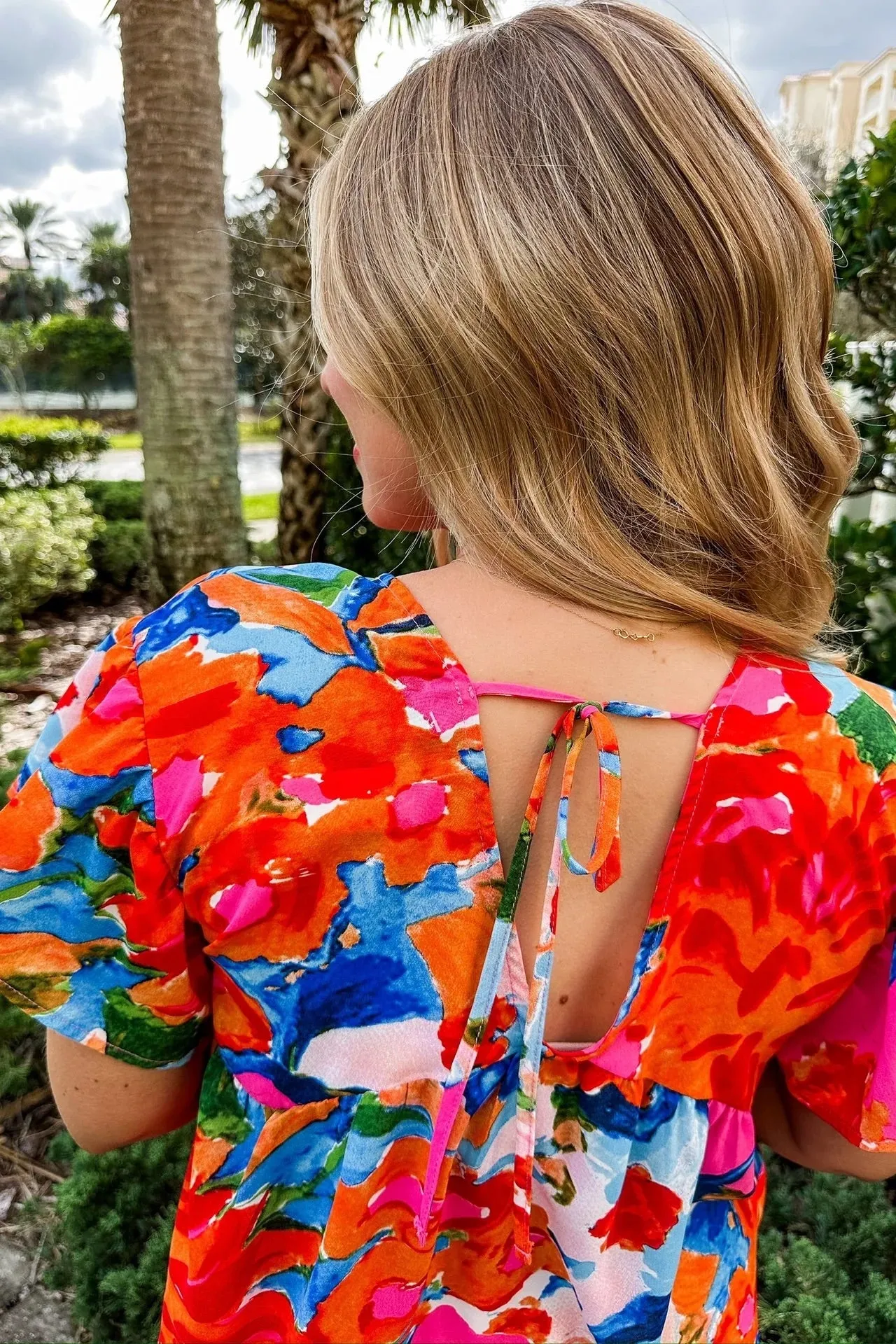 Vibrant View Top in Pink/Red