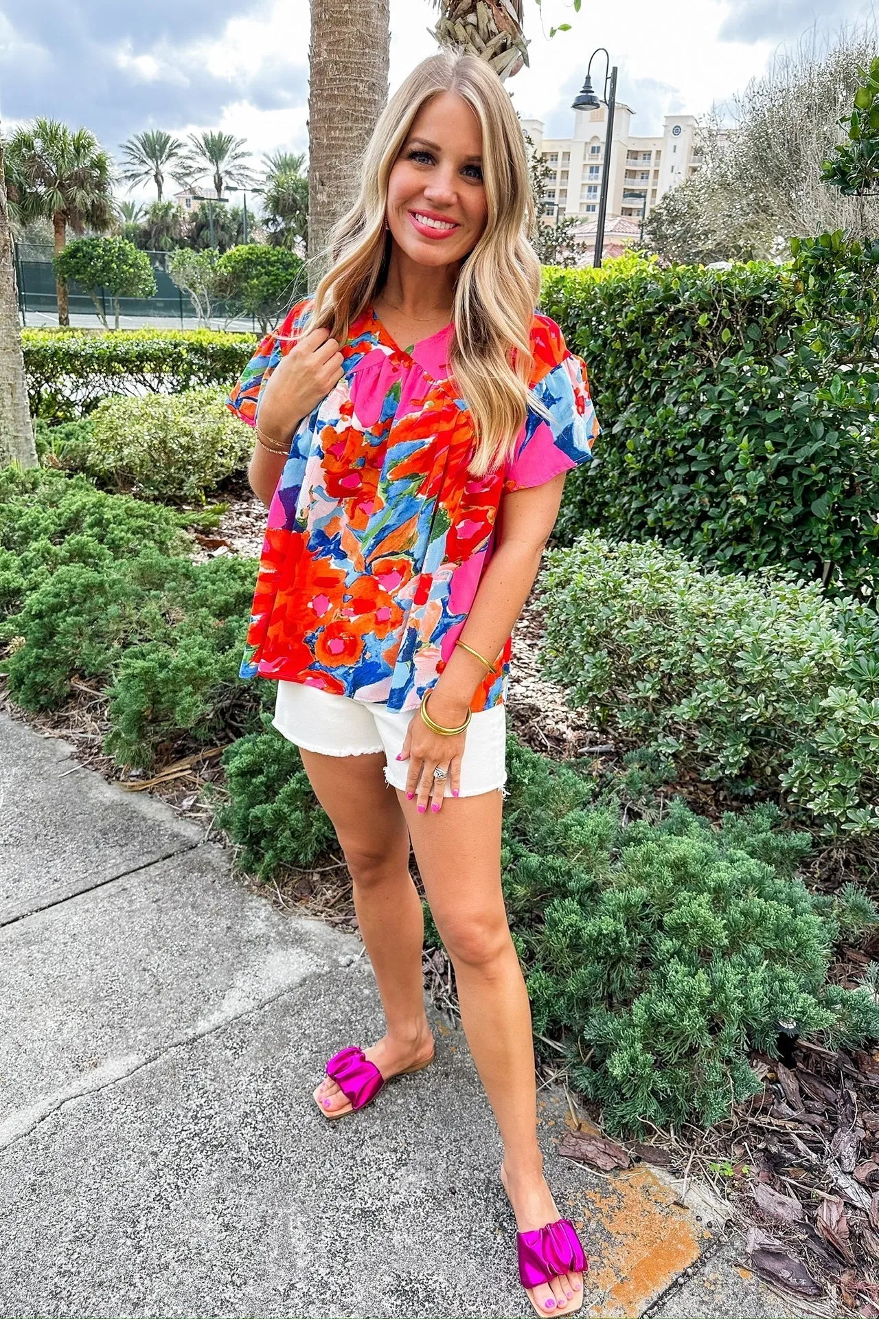 Vibrant View Top in Pink/Red